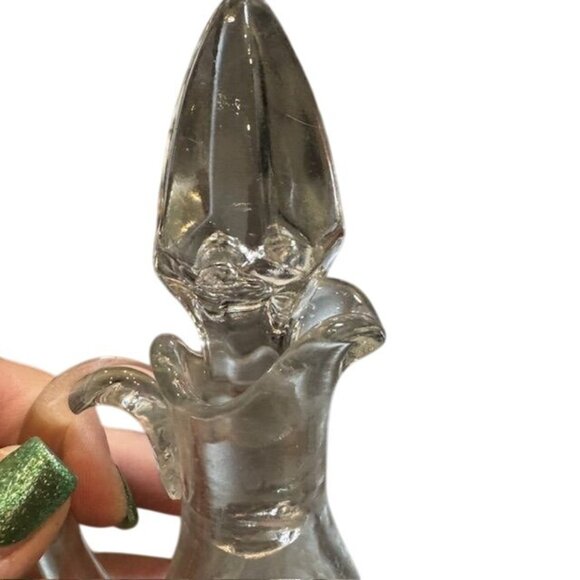 Vintage Hand-Blown Etched Clear Glass Cruet With Stopper - Picture 11 of 11